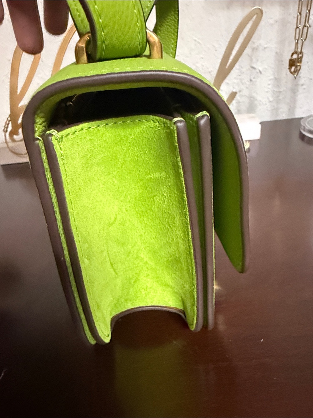 Tory Burch Lime Green Leather Crossbody with Gold Logo - Picture 3 of 9